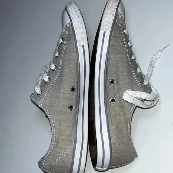 Conversr All Stars Pin Dot Chuck Taylors Light Gray - Picture 7 of 7